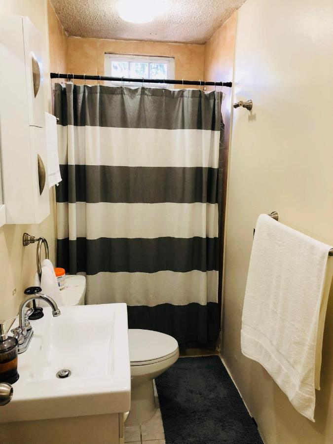 פונצ'ה Homey Escape With Patio Access And Free Laundry מראה חיצוני תמונה